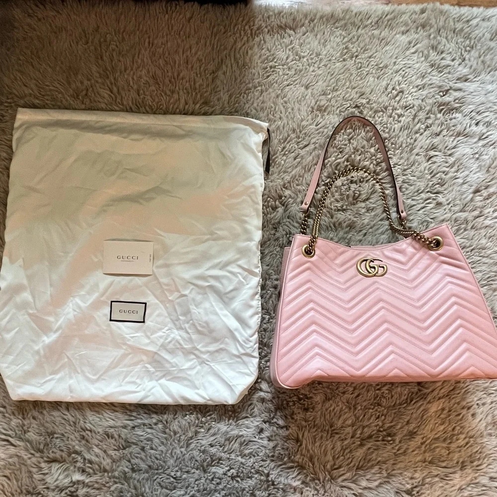 Authentic Gucci Marmont Apollo Chevron Tote Shoulder Crossbody Bag - Picture 2 of 15